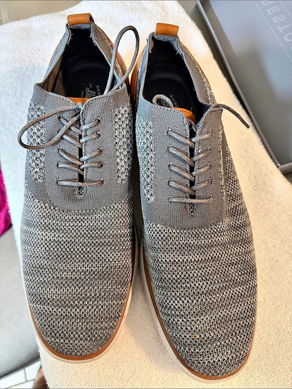 G.H. Bass & Co. Knit & Leather Oxfords. Men's Gray & Brown Lace-Up Shoes